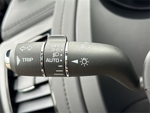 Used 2017 Jaguar F-TYPE S image 17