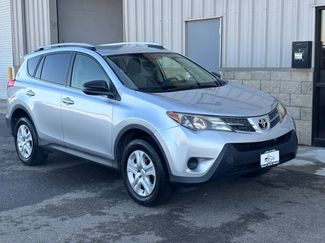 Used 2013 Toyota RAV4 LE image 1