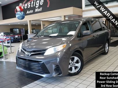 Used 2018 Toyota Sienna LE