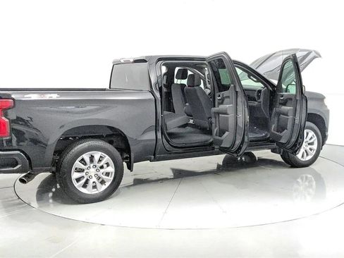 Used 2019 Chevrolet Silverado 1500 Custom w/ Custom Value Package image 31