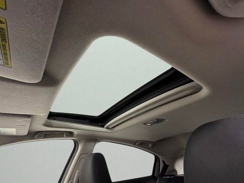 Used 2018 Honda HR-V EX image 25