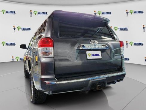 Used 2012 Toyota 4Runner SR5 w/ Convenience Pkg AWD/4WD image 6