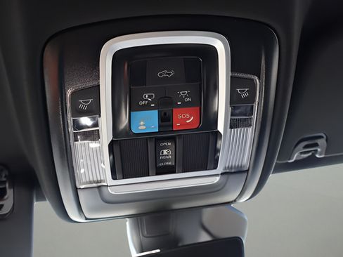 New 2026 RAM 1500 Big Horn AWD/4WD image 17