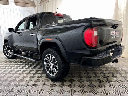Used 2025 GMC Canyon Denali image 49