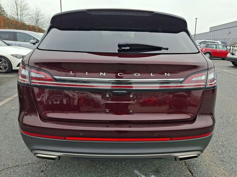 Used 2023 Lincoln Nautilus AWD w/ Premium Package image 5