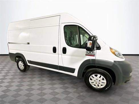 Used 2017 RAM ProMaster 2500 w/ Premium Appearance Group image 8