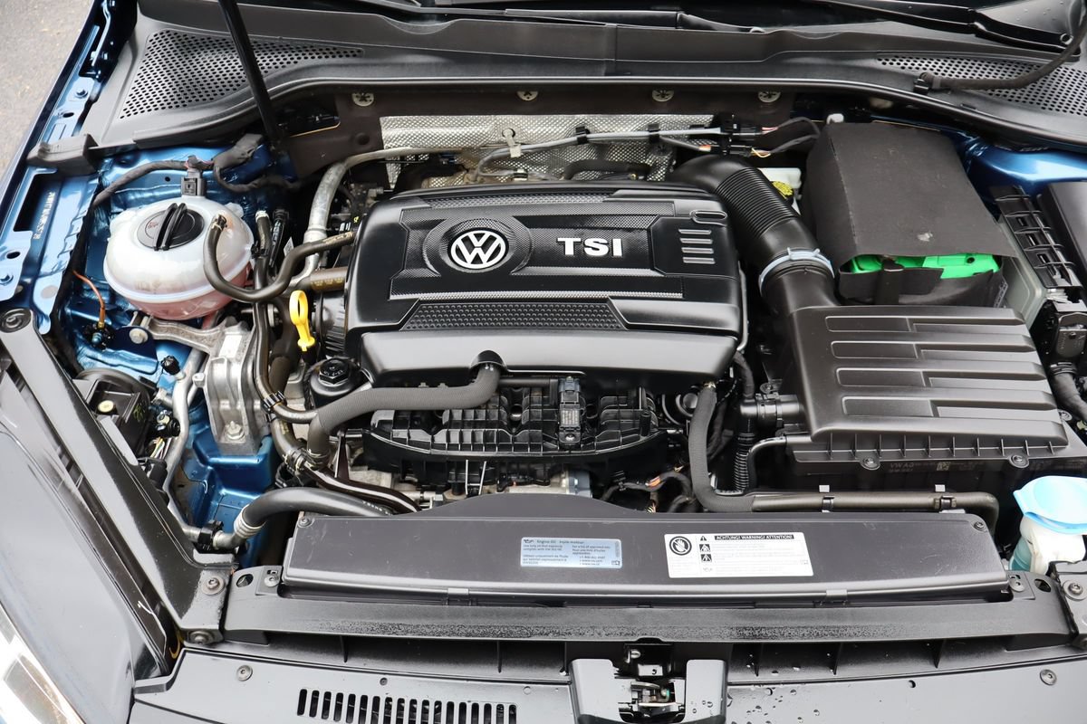 Used 2017 Volkswagen Golf Alltrack SEL AWD/4WD image 39