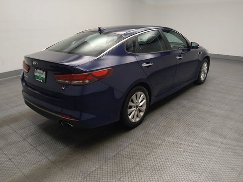 Used 2018 Kia Optima S FWD image 10