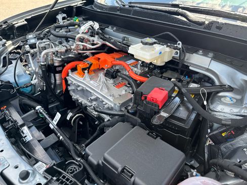 New 2025 Chevrolet Blazer EV LT image 12