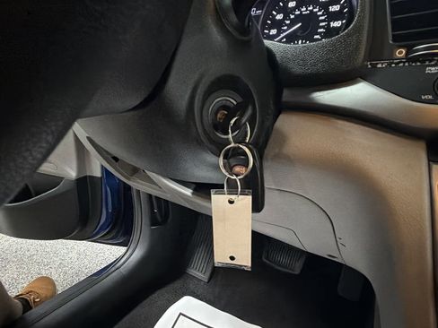 Used 2017 Hyundai Elantra SE image 18