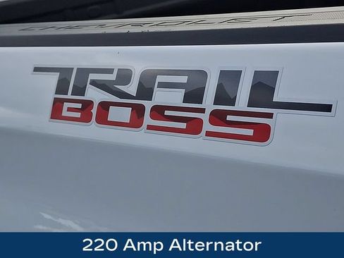 Used 2025 Chevrolet Silverado 1500 Custom Trail Boss AWD/4WD image 34