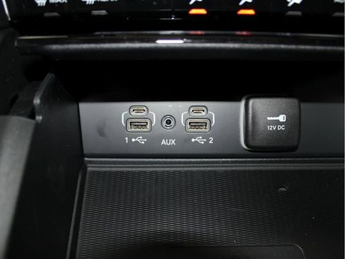 New 2025 Jeep Grand Cherokee Laredo X w/ Luxury Tech Group I image 19