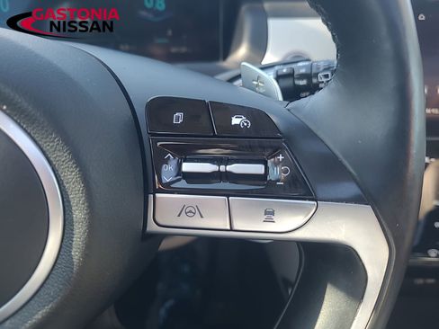 Used 2023 Hyundai Tucson Limited image 34