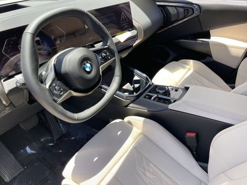 Used 2025 BMW X3 xDrive30i w/ Premium Package image 18