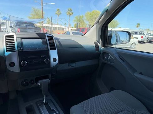 Used 2019 Nissan Frontier SV AWD/4WD image 23