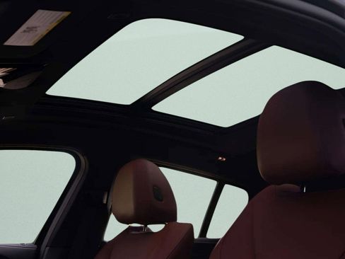 Used 2022 BMW X4 M40i w/ Premium Package image 36