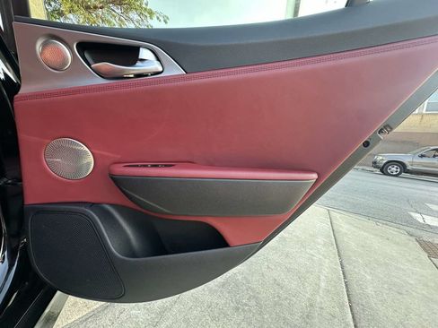 Used 2019 Kia Stinger GT2 AWD/4WD image 38