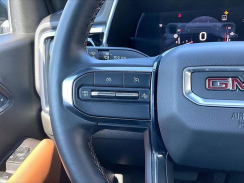 Used 2023 GMC Canyon AT4 w/ AT4 Premium Package AWD/4WD image 31