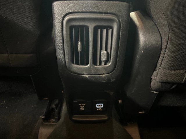 Used 2018 Jeep Compass Sport w/ Tech Group FWD image 18