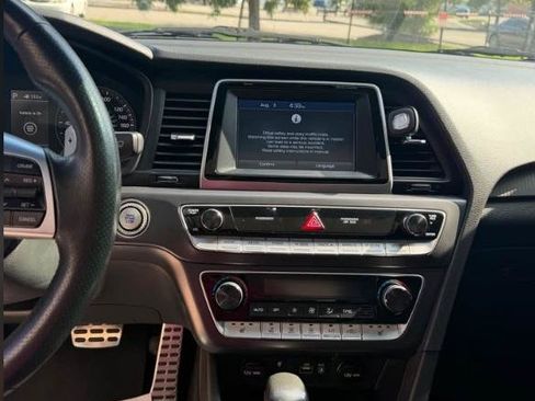 Used 2019 Hyundai Sonata Sport FWD image 6
