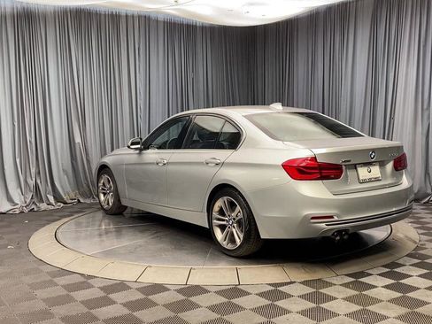 Used 2018 BMW 330i xDrive Sedan AWD/4WD image 7