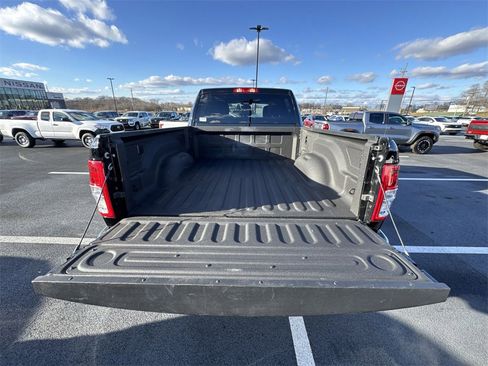 Used 2024 RAM 2500 Big Horn w/ Bed Utility Group image 22