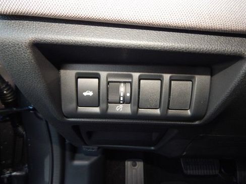 Certified 2025 Subaru Legacy Premium AWD/4WD image 19