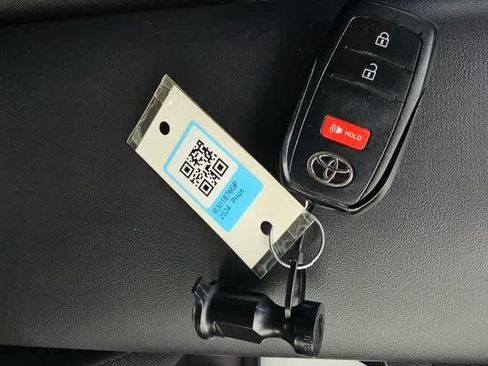 Used 2024 Toyota Prius LE image 24