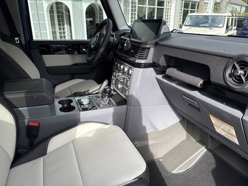 New 2025 INEOS Grenadier Fieldmaster Edition image 32