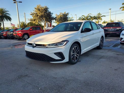 New 2025 Volkswagen Jetta Sport image 3