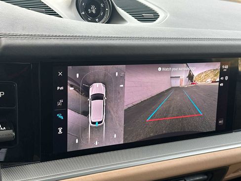 Certified 2025 Porsche Cayenne E-Hybrid AWD/4WD image 21