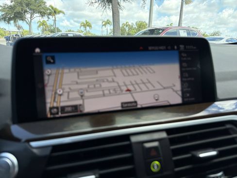 Used 2021 BMW X4 xDrive30i w/ Convenience Package AWD/4WD image 26