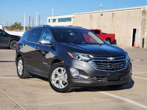 Used 2020 Chevrolet Equinox Premier image 2