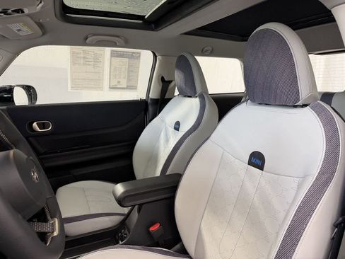 Certified 2025 MINI Cooper S image 11