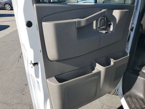 New 2025 Chevrolet Express 3500 w/ Power Convenience Package RWD image 27