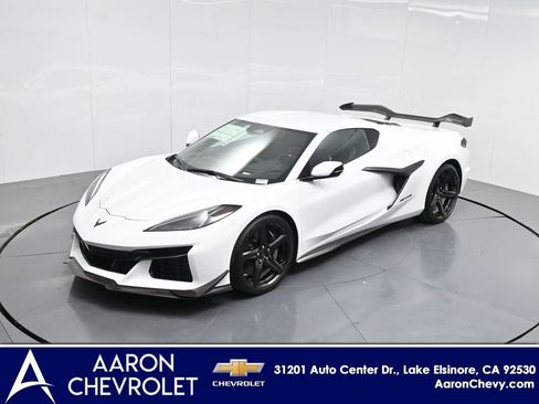 New 2025 Chevrolet Corvette Z06 w/ Z07 Performance Package RWD image 33