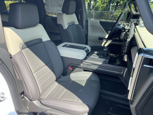 New 2026 GMC Hummer EV SUV image 62