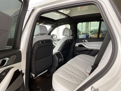 New 2026 BMW X5 sDrive40i image 24