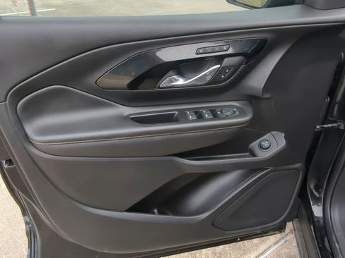 Used 2023 GMC Terrain AT4 image 13