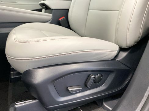 New 2026 Ford Explorer Active w/ Active Comfort Package AWD/4WD image 18