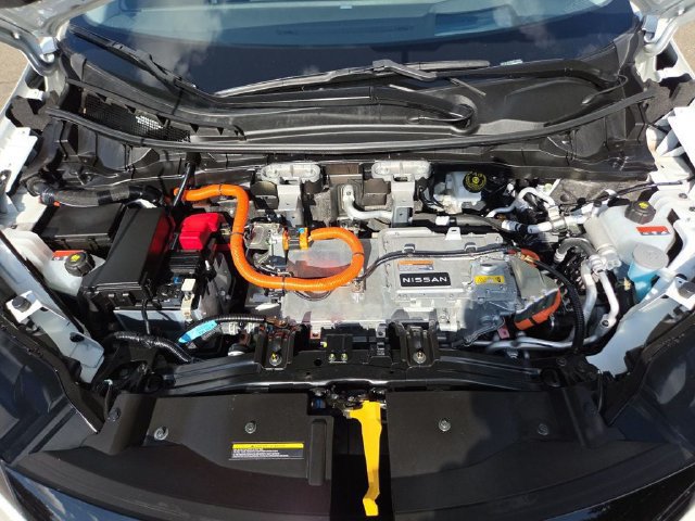 Used 2024 Nissan Ariya AWD image 22