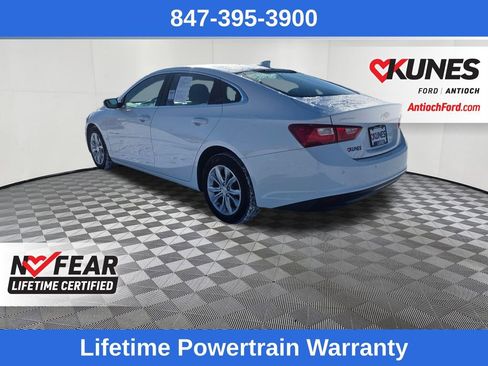Used 2025 Chevrolet Malibu LT image 5