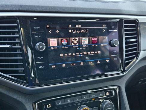 Used 2021 Volkswagen Atlas Cross Sport SEL image 22