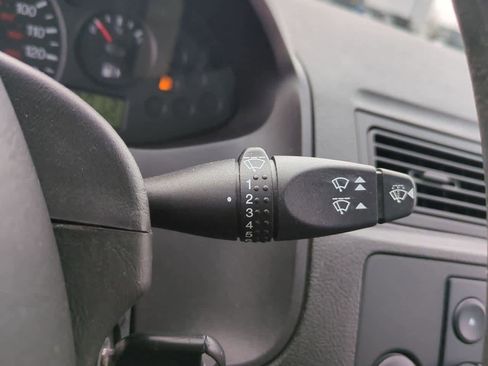 Used 2007 Ford Focus SE image 24