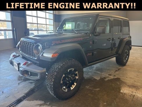 Used 2025 Jeep Wrangler Unlimited Rubicon image 4