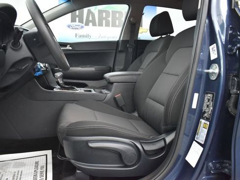 Used 2022 Kia Sportage LX FWD image 12