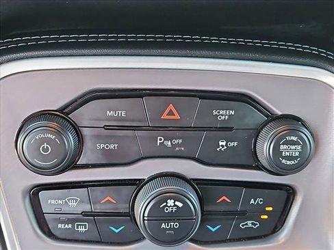 Used 2022 Dodge Challenger R/T w/ Driver Convenience Group image 15