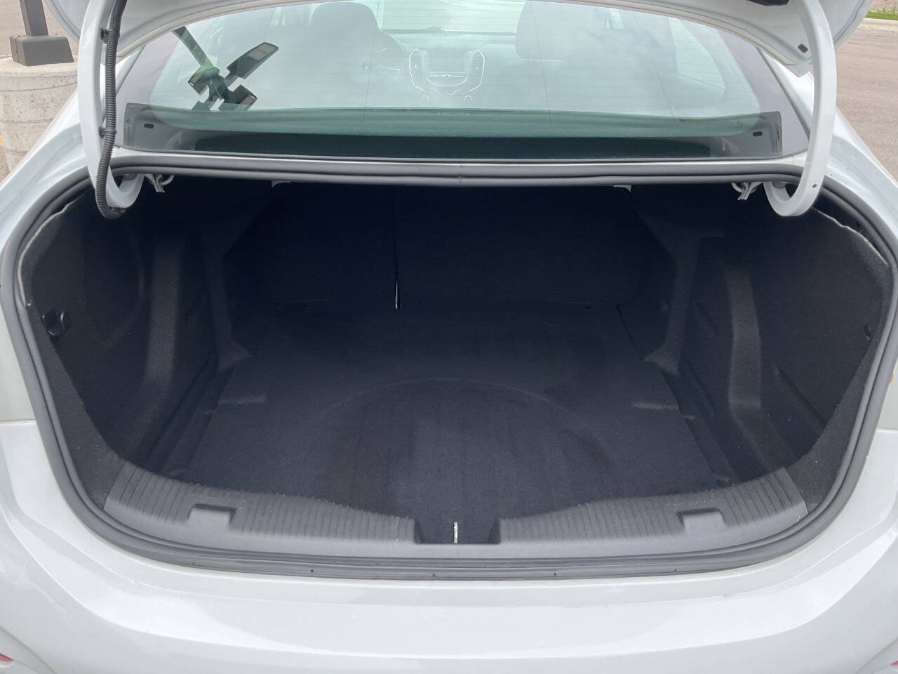 Used 2016 Chevrolet Cruze LT FWD image 32