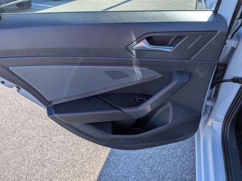 New 2026 Volkswagen Jetta SE image 25