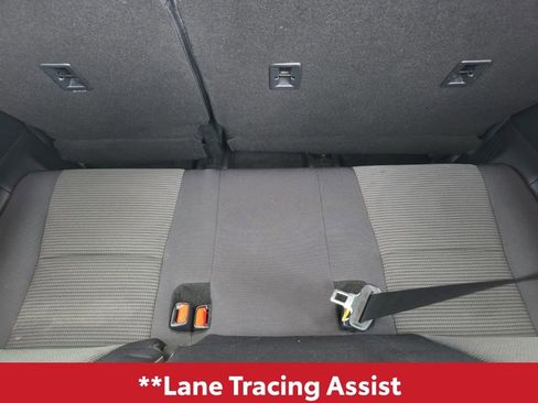 Used 2024 Toyota Highlander LE image 14